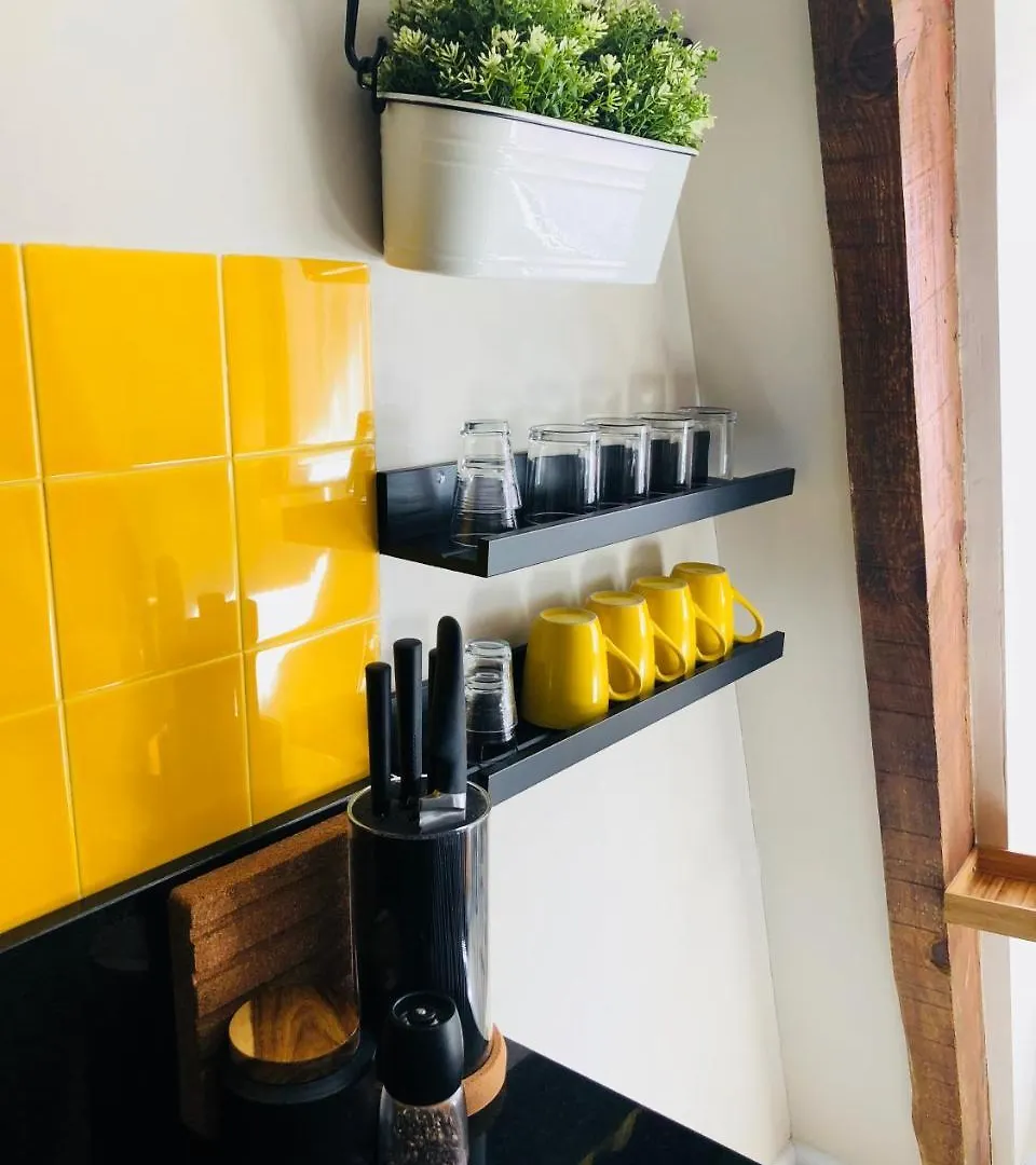 Canarios Apartments Avenida Лиссабон